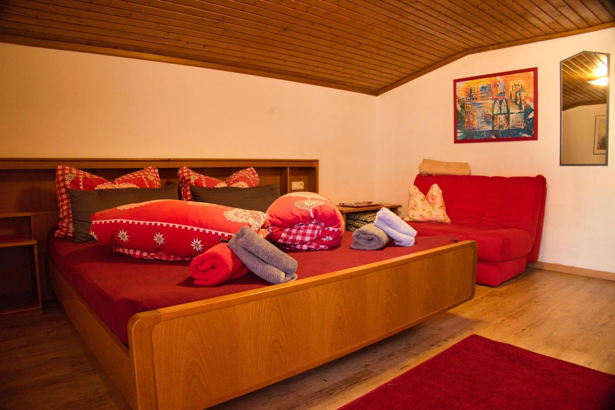 Appartement Haus Bergheim à Saalbach-Hinterglemm Extérieur photo